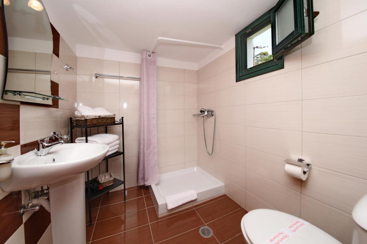 Katerina Appartement Panormos  Buitenkant foto